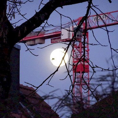 20.2.19 Superluna