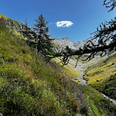 4. Val Scaradra